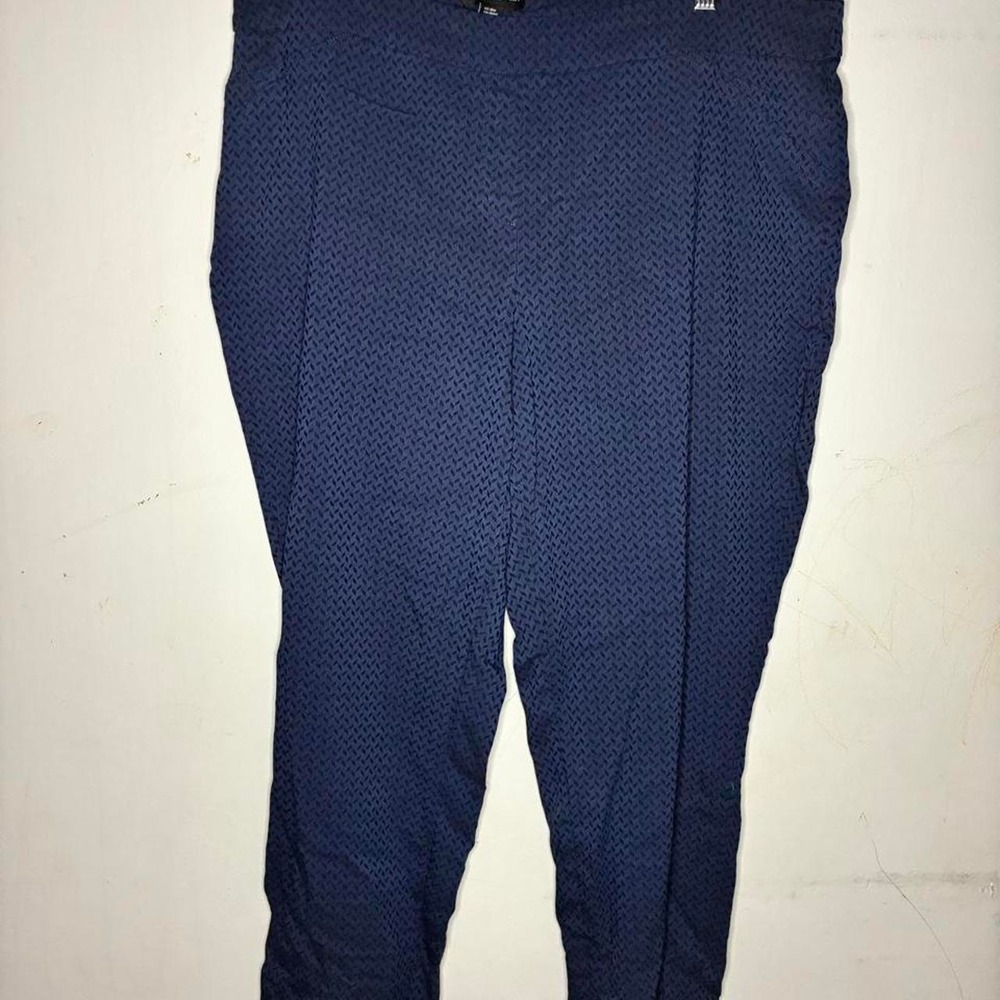 Cynthia Rowley Women's Plus Size Navy Blue Capri Pants